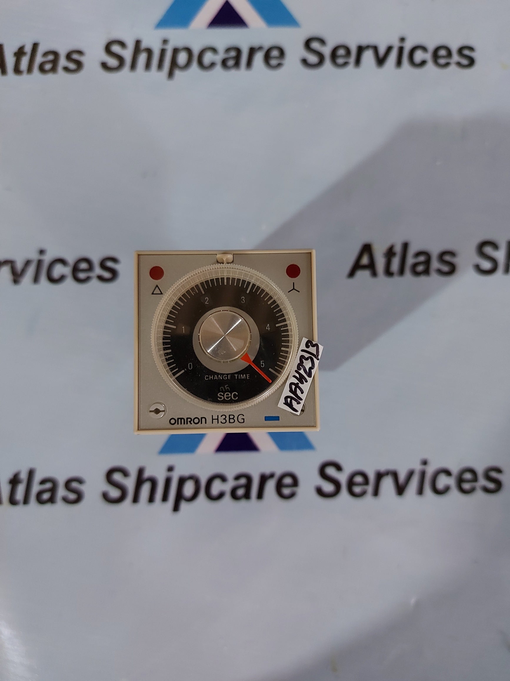 OMRON H3BG-8 TIMER RELAY